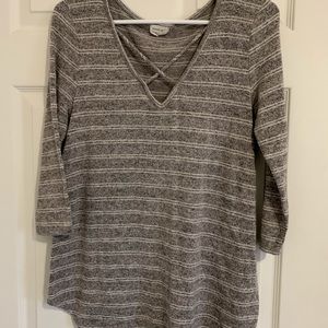 3/4 sleeve cross front shirt